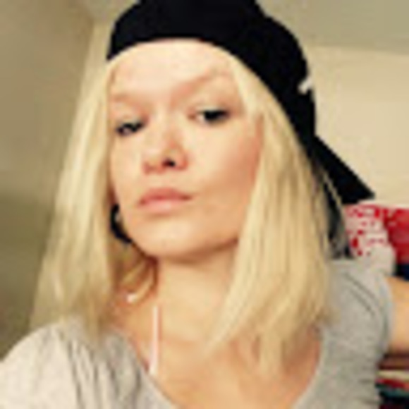 Meet your Posher, Valya - Picture 1 of 1